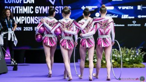 sr group q ita   italy sfe05037 copia simone ferraro ph